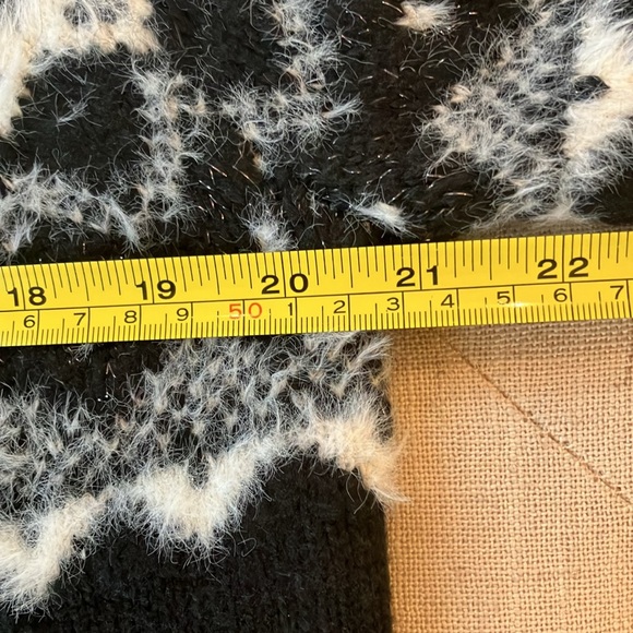 Talbots Fair Isle Sweater - NWT 2023 SOLD OUT ☃️❄️ - Picture 7 of 9